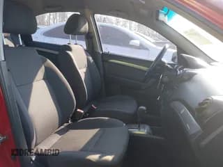 ✅ 2007 Chevrolet Aveo LS • VIN: KL1TD56697B188341 • Lot: 41478773. Wystawiony na IAAI z przebiegiem 189 247 mil. Bezpłatny archiwum sprzedaży aukcyjnych z USA i szczegółowy raport historii pojazdu na DreamBid. Zdjęcie 5.