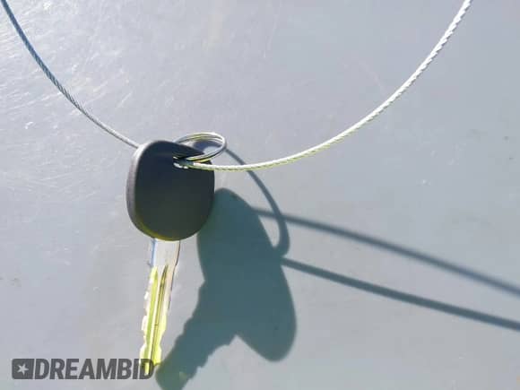 2013 GMC Sierra 1500 with VIN 1GTR1WE04DZ305597, listed as a IAAI auction lot 43610833 with 225,625 mi miles and . Bid and sale history available at DreamBid. Image 11.