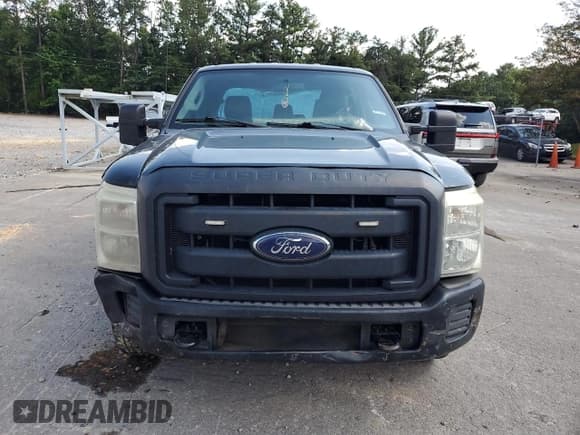 ✅ 2014 Ford F-250 XL • VIN: 1FT7W2A6XEEB36013 • Lot: 62713075. Listed on Copart with 245,865 mi. Free auction sales archive from the USA and detailed vehicle history report at DreamBid. Image 5.