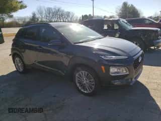 2019 Hyundai Kona SEL z VIN KM8K6CAA4KU350187, wystawiony jako Copart lot #67957452 z przebiegiem 16 391 mil mil oraz . Historia ofert i sprzedaży dostępna na DreamBid. Obrazek 4.