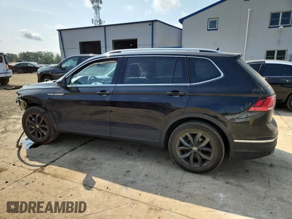 ✅ 2023 Volkswagen Tiguan SE • VIN: 3VV2B7AX1PM020273 • Lot: 65806945. Wystawiony na Copart z przebiegiem 23 262 mil. Bezpłatny archiwum sprzedaży aukcyjnych z USA i szczegółowy raport historii pojazdu na DreamBid. Zdjęcie 2.