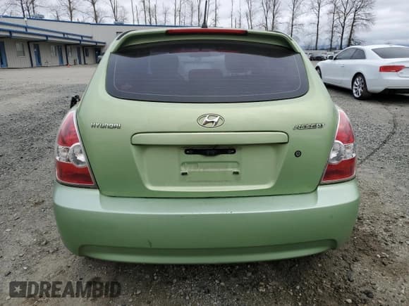 ✅ 2008 Hyundai Accent GS • VIN: KMHCM36C58U089648 • Лот: 48054395. Опубликован ранее на Copart с пробегом 163 721 миль. Бесплатный доступ к архиву аукционных продаж из США и подробный отчёт об истории автомобиля на DreamBid. Изображение 6.
