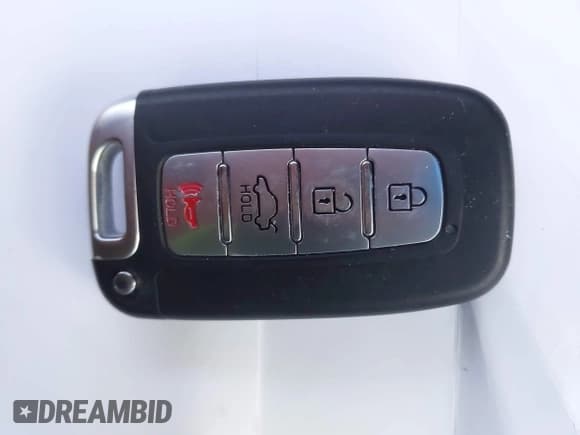 ✅ 2014 Hyundai Azera Limited • VIN: KMHFH4JG6EA362496 • Lot: 43675442. Listed on IAAI with 219,996 mi. Free auction sales archive from the USA and detailed vehicle history report at DreamBid. Image 11.