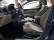 ✅ 2017 Hyundai Elantra SE • VIN: 5NPD84LF6HH078511 • Lot: 91281625. Listed on Copart with 94,602 mi. Free auction sales archive from the USA and detailed vehicle history report at DreamBid. Image 7.