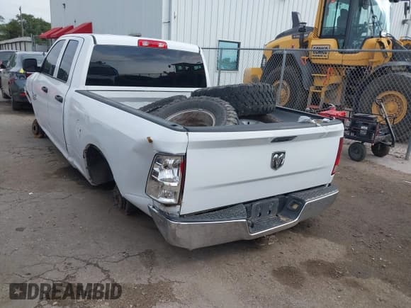 ✅ 2019 Ram 1500 Tradesman • VIN: 1C6RR6FG7KS630276 • Lot: 43049405. Listed on IAAI with 104,053 mi. Free auction sales archive from the USA and detailed vehicle history report at DreamBid. Image 3.