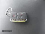 ✅ 2014 Jaguar XF SC • VIN: SAJWJ0EF3E8U13643 • Lot: 42689727. Wystawiony na IAAI z przebiegiem 47 560 mil. Bezpłatny archiwum sprzedaży aukcyjnych z USA i szczegółowy raport historii pojazdu na DreamBid. Zdjęcie 11.