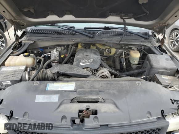 ✅ 2001 Chevrolet Silverado 2500HD LS • VIN: 1GCHK24U21Z267403 • Лот: 86206294. Опубликован ранее на Copart с пробегом 233 306 миль. Бесплатный доступ к архиву аукционных продаж из США и подробный отчёт об истории автомобиля на DreamBid. Изображение 11.