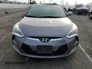 ✅ 2016 Hyundai Veloster • VIN: KMHTC6AD9GU260582 • Lot: 71878294. Listed on Copart with 83,155 mi. Free auction sales archive from the USA and detailed vehicle history report at DreamBid. Image 5.