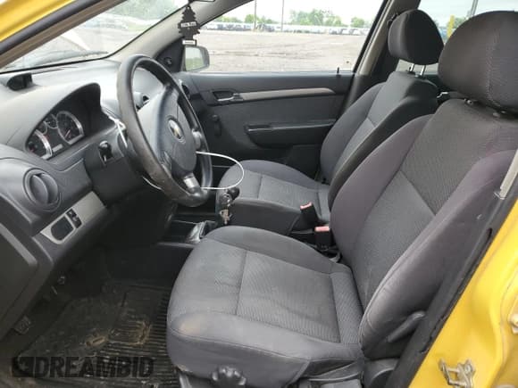 ✅ 2007 Chevrolet Aveo LS • VIN: KL1TD56657B081075 • Lot: 59666635. Wystawiony na Copart z przebiegiem 127 722 mil. Bezpłatny archiwum sprzedaży aukcyjnych z USA i szczegółowy raport historii pojazdu na DreamBid. Zdjęcie 7.