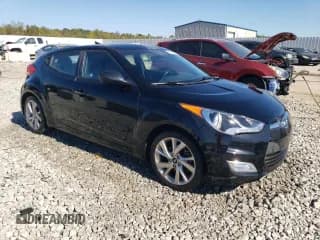 ✅ 2017 Hyundai Veloster • VIN: KMHTC6AD4HU318275 • Lot: 74269584. Wystawiony na Copart z przebiegiem 102 356 mil. Bezpłatny archiwum sprzedaży aukcyjnych z USA i szczegółowy raport historii pojazdu na DreamBid. Zdjęcie 4.