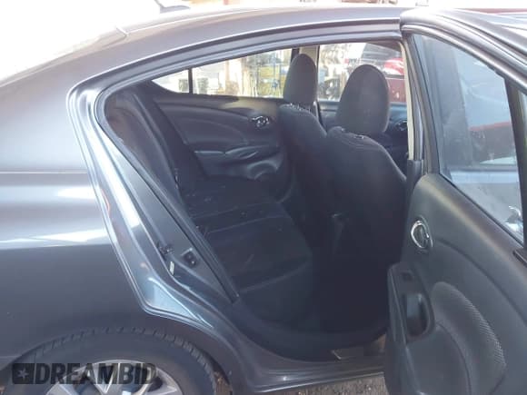 ✅ 2017 Nissan Versa S • VIN: 3N1CN7AP0HL803105 • Лот: 43439238. Опубликован ранее на IAAI с пробегом 125 873 миль. Бесплатный доступ к архиву аукционных продаж из США и подробный отчёт об истории автомобиля на DreamBid. Изображение 8.