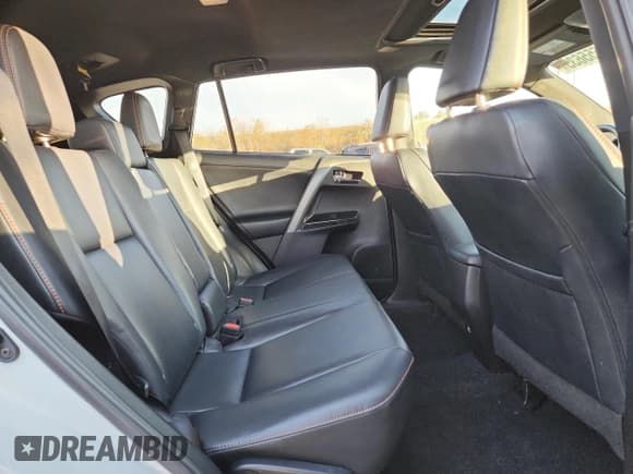 ✅ 2016 Toyota RAV4 SE • VIN: 2T3JFREV0GW440561 • Lot: 90655635. Listed on Copart with 232,637 mi. Free auction sales archive from the USA and detailed vehicle history report at DreamBid. Image 11.