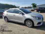 2018 Hyundai Accent SEL z VIN 3KPC24A37JE023162, wystawiony jako Copart lot #56511244 z przebiegiem 72 540 mil mil oraz Szkoda całkowita • Salvage title. Historia ofert i sprzedaży dostępna na DreamBid. Obrazek 4.