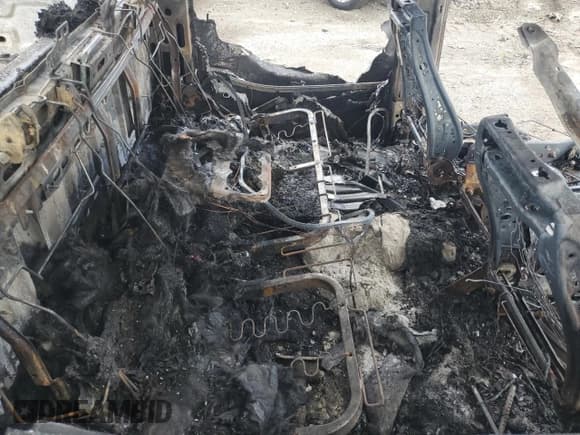 ✅ 2021 Chevrolet Silverado 1500 RST • VIN: 1GCUYEED7MZ162020 • Лот: 82271205. Опубликован ранее на Copart с пробегом Не указан. Бесплатный доступ к архиву аукционных продаж из США и подробный отчёт об истории автомобиля на DreamBid. Изображение 10.