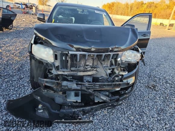 ✅ 2011 Jeep Grand Cherokee Laredo • VIN: 1J4RR4GTXBC586643 • Lot: 91539235. Listed on Copart with 96,548 mi. Free auction sales archive from the USA and detailed vehicle history report at DreamBid. Image 11.