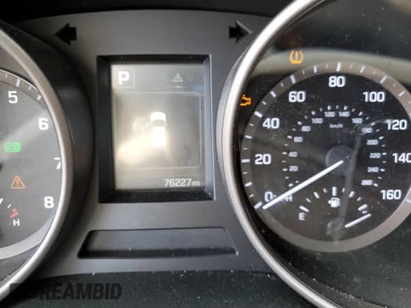 ✅ 2018 Hyundai Santa Fe 2.4L • VIN: 5NMZTDLB3JH087204 • Lot: 37556033. Wystawiony na Copart z przebiegiem 76 227 mil mil. Skorzystaj z bezpłatnego archiwum sprzedaży aukcyjnych z USA i zobacz szczegółowy raport historii pojazdu na DreamBid. Zdjęcie 9.