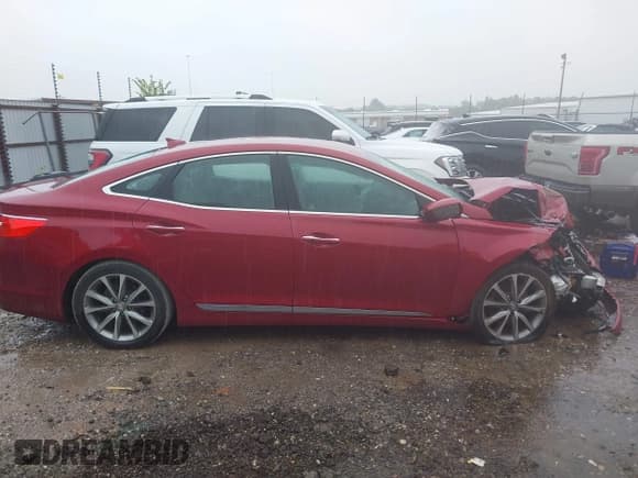 ✅ 2016 Hyundai Azera • VIN: KMHFG4JGXGA549200 • Лот: 43054813. Опубликован ранее на IAAI с пробегом 75 467 миль. Бесплатный доступ к архиву аукционных продаж из США и подробный отчёт об истории автомобиля на DreamBid. Изображение 13.