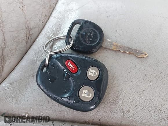 ✅ 2003 Chevrolet Suburban LT • VIN: 3GNFK16Z83G319699 • Лот: 41107812. Опубликован ранее на IAAI с пробегом 282 042 миль. Бесплатный доступ к архиву аукционных продаж из США и подробный отчёт об истории автомобиля на DreamBid. Изображение 11.