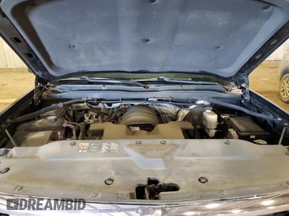 ✅ 2015 Chevrolet Silverado 1500 LS • VIN: 1GCVKPEC0FZ328163 • Lot: 70861885. Wystawiony na Copart z przebiegiem 110 990 mil. Bezpłatny archiwum sprzedaży aukcyjnych z USA i szczegółowy raport historii pojazdu na DreamBid. Zdjęcie 11.