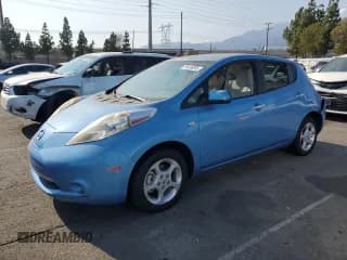 ✅ 2011 Nissan LEAF SL • VIN: JN1AZ0CP9BT000604 • Лот: 70126265. Опубликован ранее на Copart с пробегом 47 858 миль. Бесплатный доступ к архиву аукционных продаж из США и подробный отчёт об истории автомобиля на DreamBid. Изображение 1.