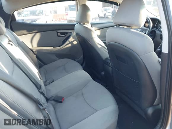 ✅ 2012 Hyundai Elantra Limited • VIN: KMHDH4AE0CU190712 • Лот: 43766612. Опубликован ранее на IAAI с пробегом 117 403 миль. Бесплатный доступ к архиву аукционных продаж из США и подробный отчёт об истории автомобиля на DreamBid. Изображение 8.