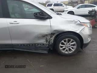 2019 Chevrolet Equinox LS z VIN 3GNAXHEVXKS563126, wystawiony jako IAAI lot #43265440 z przebiegiem 113 883 mil mil oraz . Historia ofert i sprzedaży dostępna na DreamBid. Obrazek 6.