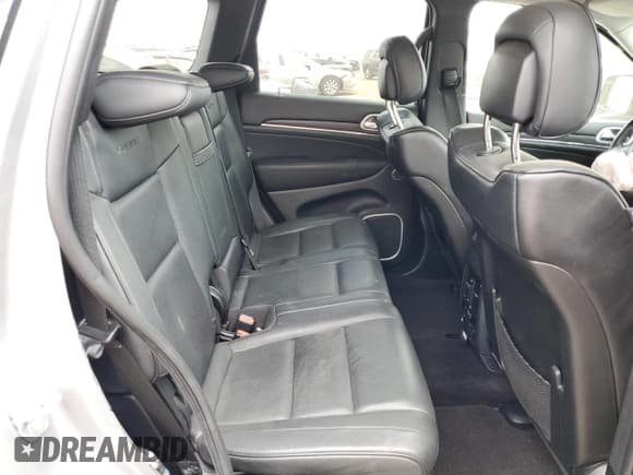 ✅ 2018 Jeep Grand Cherokee Summit • VIN: 1C4RJFJG6JC341812 • Lot: 56237415. Listed on Copart with 68,555 mi. Free auction sales archive from the USA and detailed vehicle history report at DreamBid. Image 11.