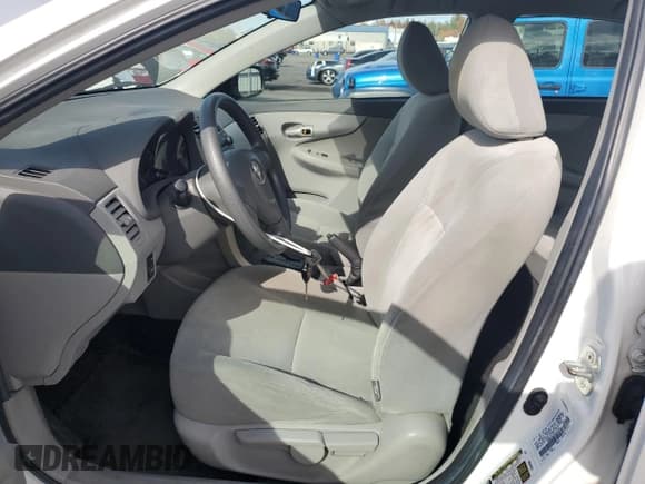 ✅ 2009 Toyota Corolla LE • VIN: 1NXBU40E09Z054321 • Lot: 90413705. Listed on Copart with 100,147 mi. Free auction sales archive from the USA and detailed vehicle history report at DreamBid. Image 7.