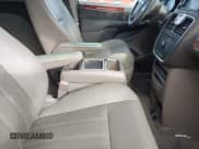 ✅ 2014 Chrysler Town & Country Touring L • VIN: 2C4RC1CG1ER372344 • Lot: 43778948. Listed on IAAI with 109,725 mi. Free auction sales archive from the USA and detailed vehicle history report at DreamBid. Image 5.