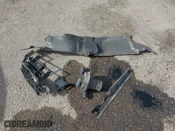 ✅ 2017 Audi A6 Prestige • VIN: WAUH2AFC4HN039271 • Лот: 42347875. Опубликован ранее на IAAI с пробегом 61 553 миль. Бесплатный доступ к архиву аукционных продаж из США и подробный отчёт об истории автомобиля на DreamBid. Изображение 12.