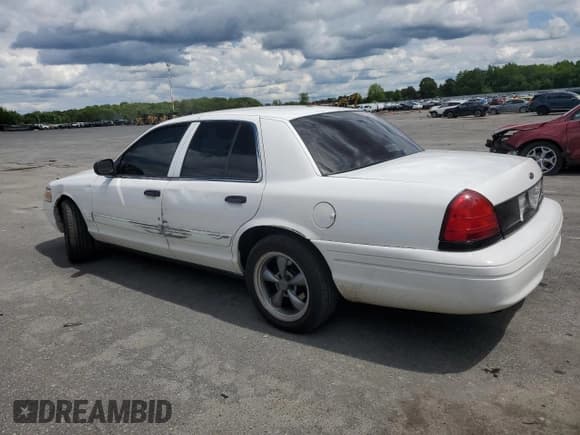 ✅ 2010 Ford Police Interceptor • VIN: 2FABP7BV2AX141201 • Lot: 57223595. Listed on Copart with Not provided. Free auction sales archive from the USA and detailed vehicle history report at DreamBid. Image 2.