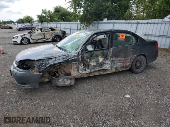 2004 Chevrolet Malibu LS z VIN 1G1ZT52874F172360, wystawiony jako Copart lot #68356344 z przebiegiem Nie podano mil oraz Czysty tytuł • Clean title. Historia ofert i sprzedaży dostępna na DreamBid. Obrazek 1.