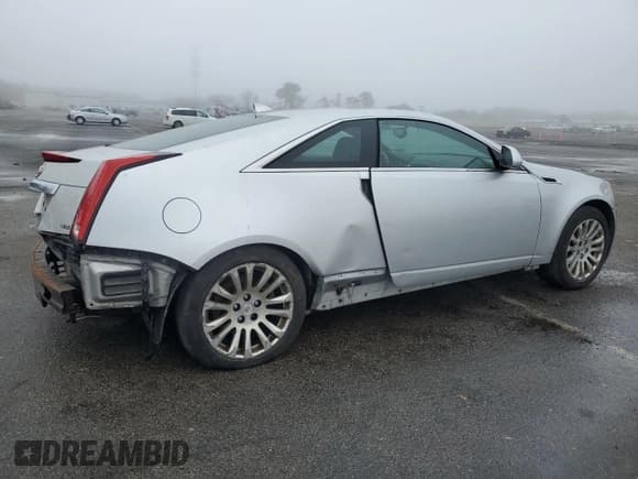 ✅ 2011 Cadillac CTS Premium • VIN: 1G6DS1ED0B0136244 • Lot: 51461605. Listed on Copart with 115,045 mi. Free auction sales archive from the USA and detailed vehicle history report at DreamBid. Image 3.