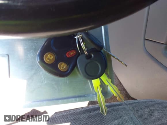 ✅ 2003 Chevrolet Suburban LS • VIN: 3GNEC16T83G154905 • Лот: 42606240. Опубликован ранее на IAAI с пробегом 183 817 миль. Бесплатный доступ к архиву аукционных продаж из США и подробный отчёт об истории автомобиля на DreamBid. Изображение 11.