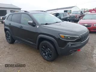✅ 2020 Jeep Cherokee Trailhawk • VIN: 1C4PJMBX4LD580525 • Lot: 43297785. Wystawiony na IAAI z przebiegiem 99 417 mil. Bezpłatny archiwum sprzedaży aukcyjnych z USA i szczegółowy raport historii pojazdu na DreamBid. Zdjęcie 1.