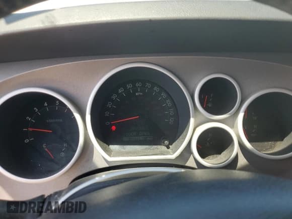 ✅ 2010 Toyota Tundra Limited • VIN: 5TFHW5F1XAX128687 • Lot: 65762065. Listed on Copart with 221,640 mi. Free auction sales archive from the USA and detailed vehicle history report at DreamBid. Image 9.