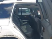 ✅ 2015 Mercedes-Benz GLK 350 • VIN: WDCGG8JB0FG420165 • Лот: 42716070. Опубликован ранее на IAAI с пробегом 128 993 миль. Бесплатный доступ к архиву аукционных продаж из США и подробный отчёт об истории автомобиля на DreamBid. Изображение 8.