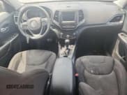 ✅ 2019 Jeep Cherokee Latitude • VIN: 1C4PJLCX0KD131785 • Лот: 67344605. Опубликован ранее на Copart с пробегом 79 051 миль. Бесплатный доступ к архиву аукционных продаж из США и подробный отчёт об истории автомобиля на DreamBid. Изображение 8.