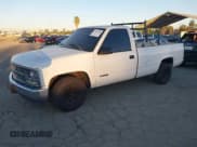 ✅ 1995 Chevrolet Silverado 1500 • VIN: 1GCEC14Z4SZ281066 • Lot: 43501939. Wystawiony na IAAI z przebiegiem 272 396 mil. Bezpłatny archiwum sprzedaży aukcyjnych z USA i szczegółowy raport historii pojazdu na DreamBid. Zdjęcie 2.