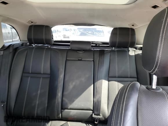 ✅ 2018 Land Rover Range Rover Velar S • VIN: SALYB2RN4JA718260 • Lot: 47097425. Wystawiony na Copart z przebiegiem 100 026 mil. Bezpłatny archiwum sprzedaży aukcyjnych z USA i szczegółowy raport historii pojazdu na DreamBid. Zdjęcie 10.