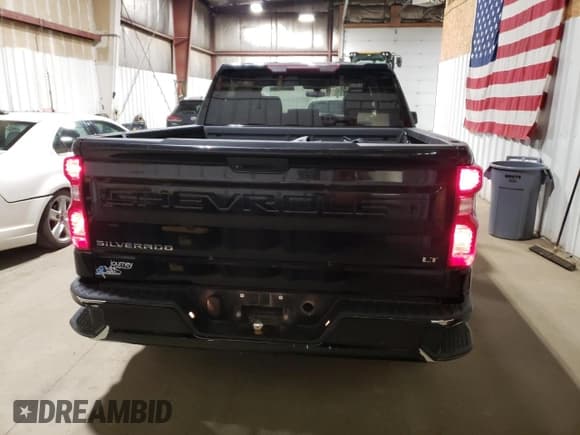✅ 2019 Chevrolet Silverado 1500 LT • VIN: 1GCPYDEK4KZ356295 • Lot: 68390485. Wystawiony na Copart z przebiegiem 52 885 mil. Bezpłatny archiwum sprzedaży aukcyjnych z USA i szczegółowy raport historii pojazdu na DreamBid. Zdjęcie 6.