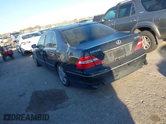 ✅ 2004 Lexus LS 430 • VIN: JTHBN36F240132317 • Лот: 43668971. Опубликован ранее на IAAI с пробегом 233 395 миль. Бесплатный доступ к архиву аукционных продаж из США и подробный отчёт об истории автомобиля на DreamBid. Изображение 3.