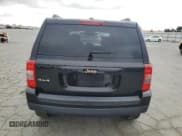 ✅ 2015 Jeep Patriot Altitude • VIN: 1C4NJRBB9FD357572 • Lot: 68550845. Wystawiony na Copart z przebiegiem 95 304 mil. Bezpłatny archiwum sprzedaży aukcyjnych z USA i szczegółowy raport historii pojazdu na DreamBid. Zdjęcie 6.