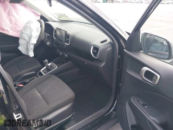 ✅ 2022 Hyundai Venue SE • VIN: KMHRB8A38NU147767 • Lot: 42342048. Listed on IAAI with 40,662 mi. Free auction sales archive from the USA and detailed vehicle history report at DreamBid. Image 5.