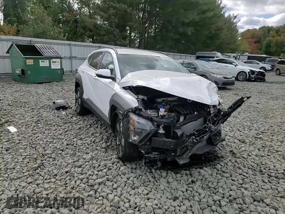 2024 Hyundai Kona SEL with VIN KM8HCCAB4RU153929, listed as a Copart auction lot 75693894 with 3,845 mi miles and Salvage title. Bid and sale history available at DreamBid. Image 11.