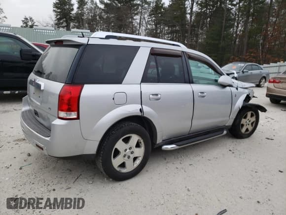 ✅ 2006 Saturn VUE • VIN: 5GZCZ53406S820797 • Lot: 86106804. Wystawiony na Copart z przebiegiem 105 770 mil. Bezpłatny archiwum sprzedaży aukcyjnych z USA i szczegółowy raport historii pojazdu na DreamBid. Zdjęcie 3.