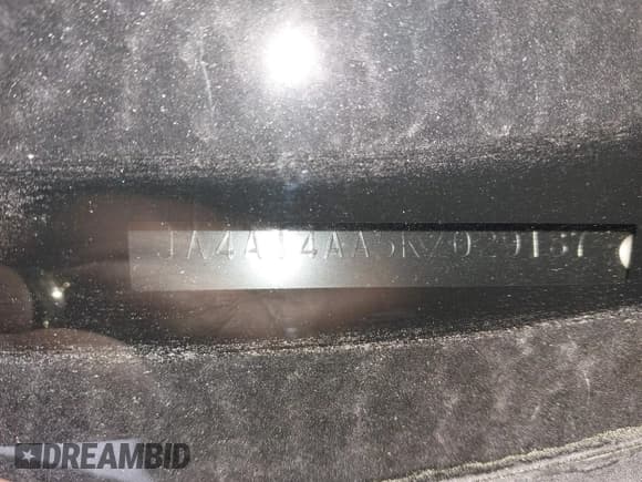 ✅ 2019 Mitsubishi Eclipse Cross LE • VIN: JA4AT4AA5KZ029187 • Lot: 41910421. Wystawiony na IAAI z przebiegiem 204 485 mil. Bezpłatny archiwum sprzedaży aukcyjnych z USA i szczegółowy raport historii pojazdu na DreamBid. Zdjęcie 17.