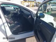 ✅ 2020 Volkswagen Golf GTI S • VIN: 3VW5T7AU0LM010520 • Лот: 43579663. Опубликован ранее на IAAI с пробегом 29 115 миль. Бесплатный доступ к архиву аукционных продаж из США и подробный отчёт об истории автомобиля на DreamBid. Изображение 5.