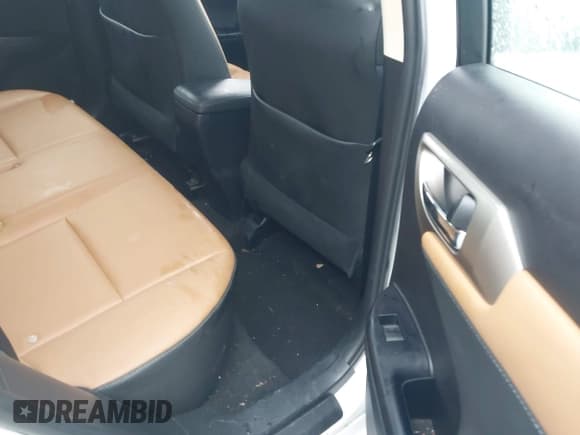 ✅ 2014 Lexus CT 200h • VIN: JTHKD5BH3E2178010 • Lot: 43611926. Listed on IAAI with 105,170 mi. Free auction sales archive from the USA and detailed vehicle history report at DreamBid. Image 8.