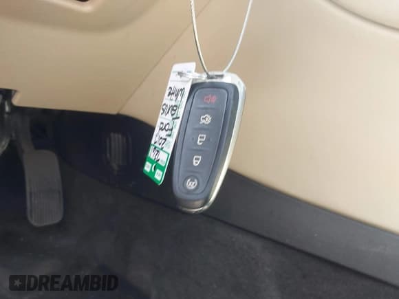 ✅ 2017 Ford Taurus SEL • VIN: 1FAHP2E80HG133388 • Lot: 41935352. Listed on IAAI with 117,770 mi. Free auction sales archive from the USA and detailed vehicle history report at DreamBid. Image 11.